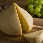 Queso tetilla